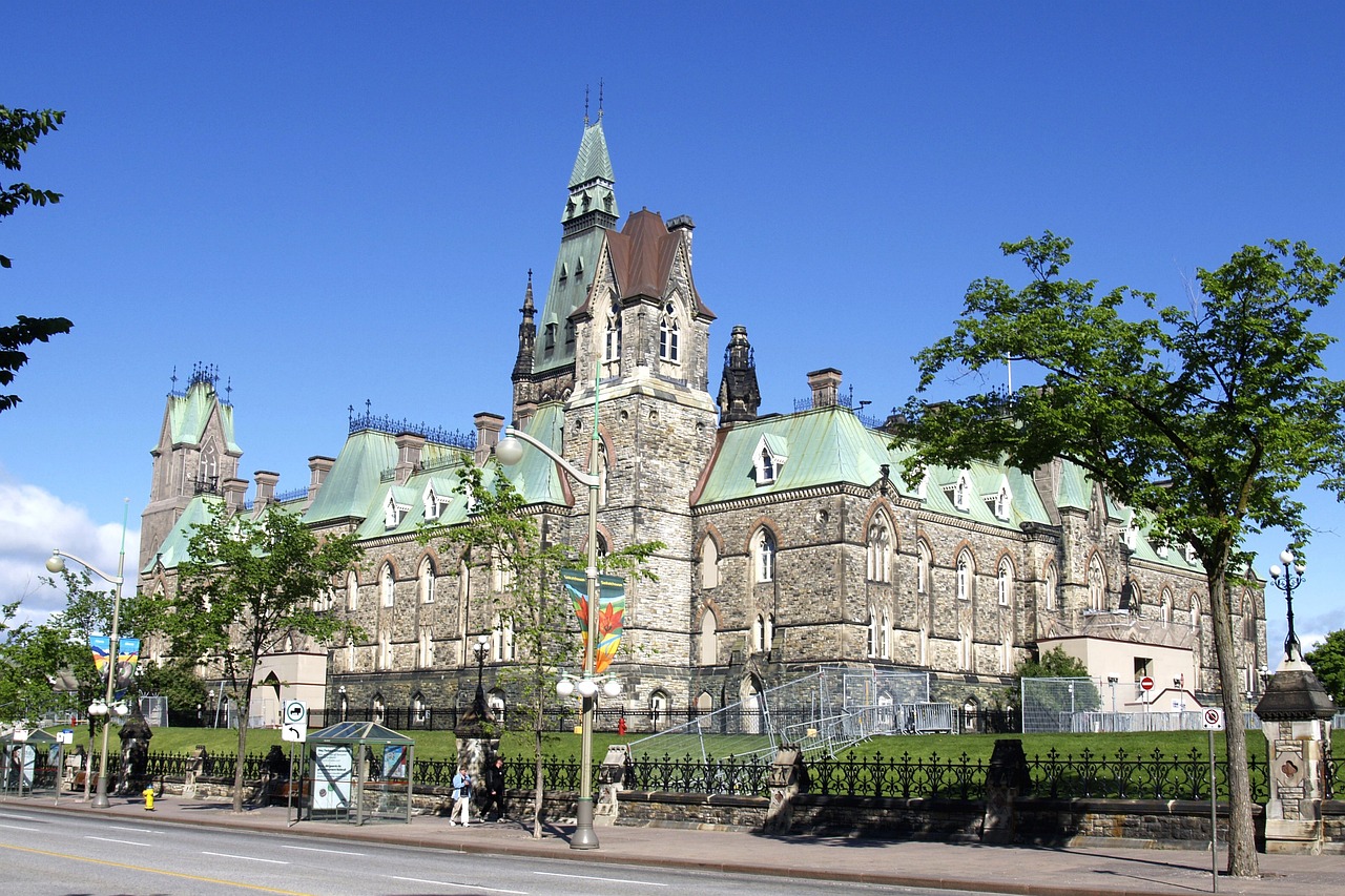 federal government building in Ottawa